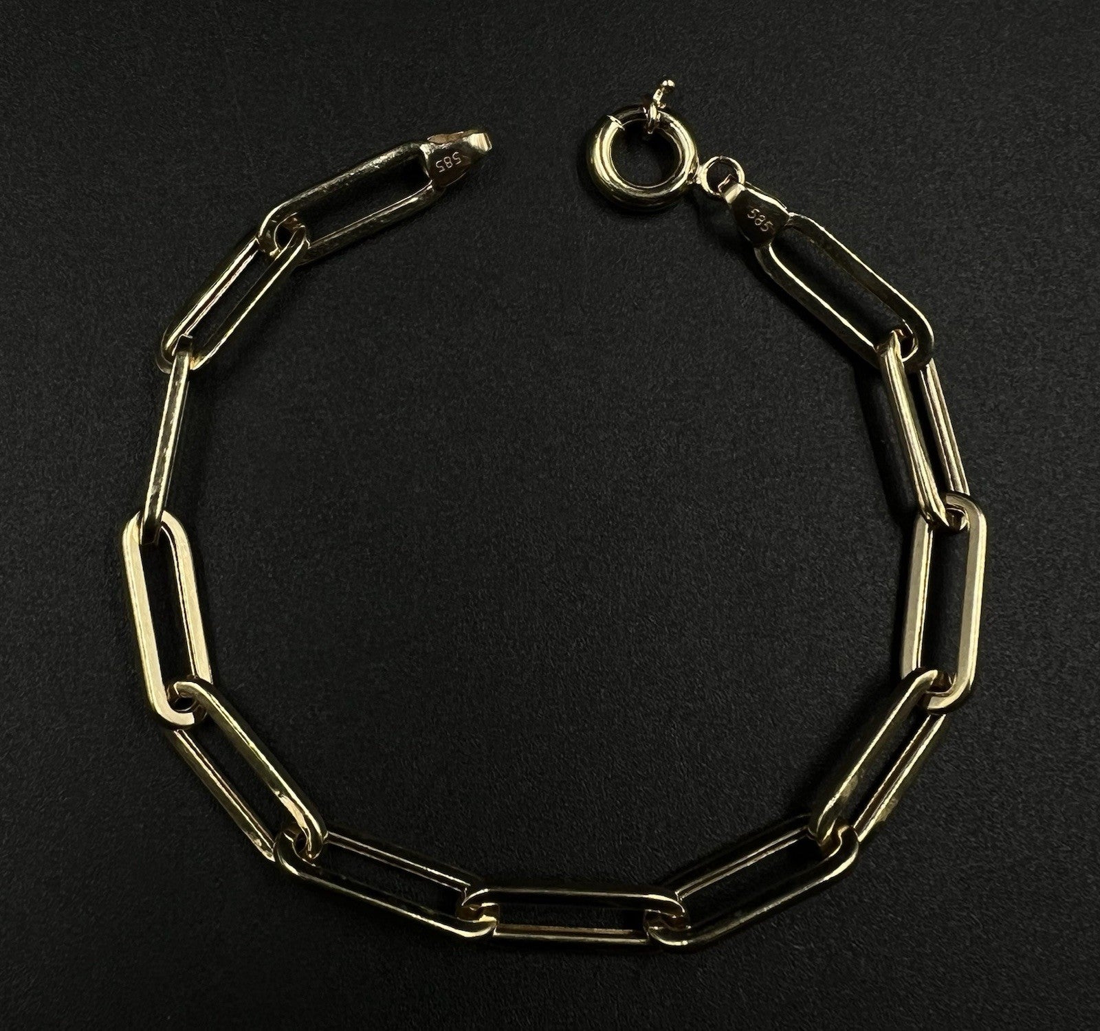 7.75” 14K Hollow Yellow Gold Paper Clip Bracelet | 5.42g | 5.8mm | Lobster Clasp