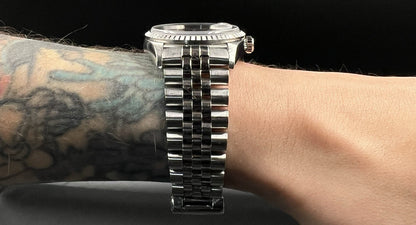 Rolex Datejust 36 16220 Blue Roman Dial Engine Turned Bezel Jubilee Watch 1999