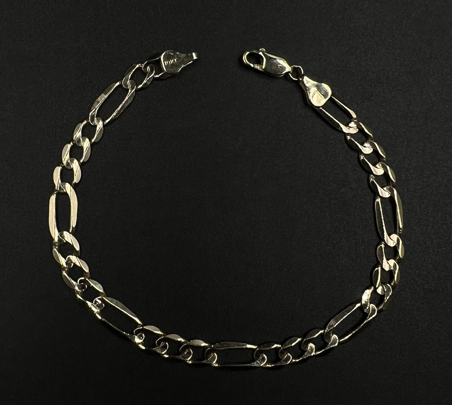 8” 10K Semi-Solid Yellow Gold Diamond Cut Figaro Bracelet 6.91g | 6mm Lobster |