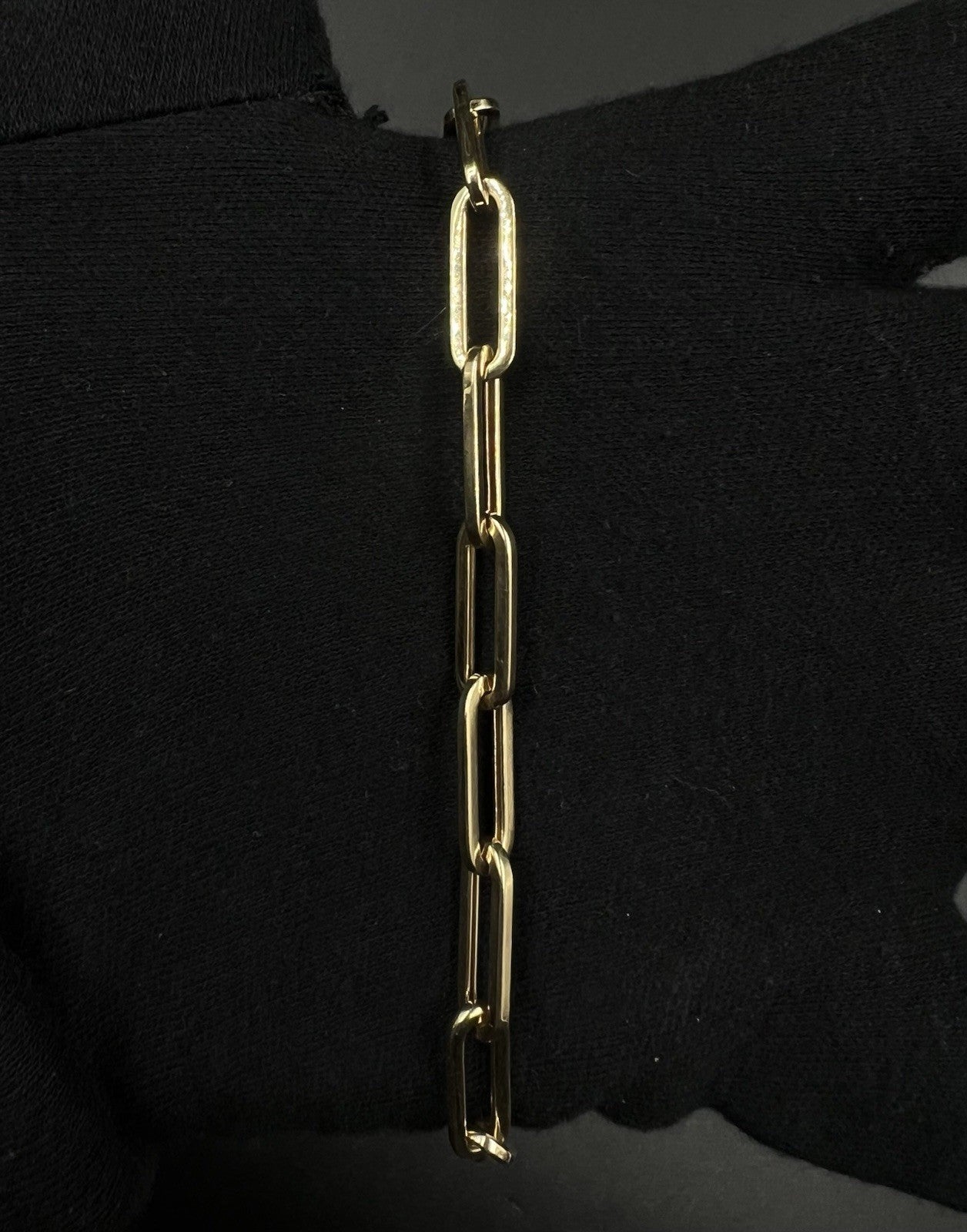 7.75” 14K Hollow Yellow Gold Paper Clip Bracelet | 5.42g | 5.8mm | Lobster Clasp