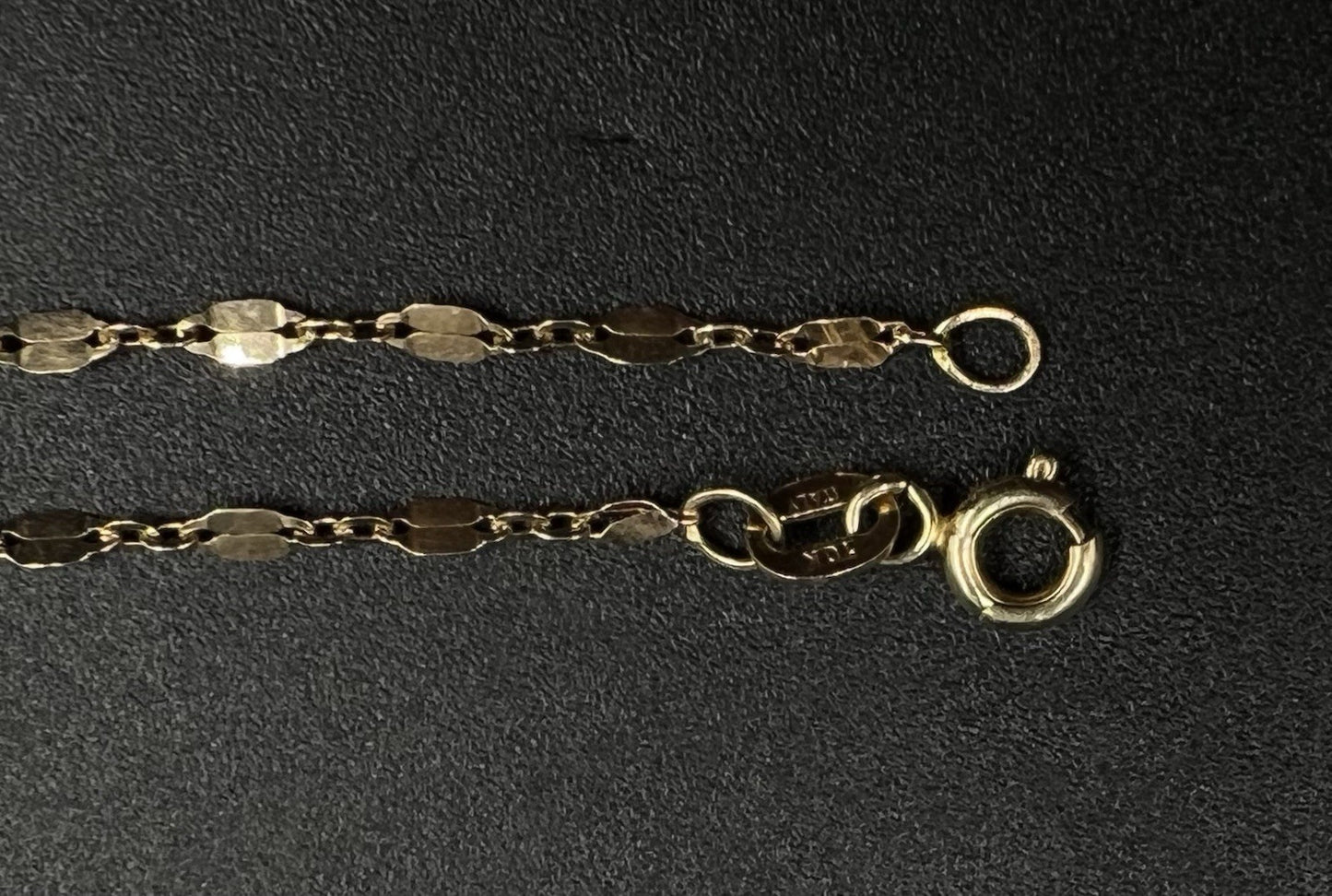 9.75” 10K Hollow Yellow Gold Fancy Link Anklet | .89g | 1.9MM | Italy | Lobster