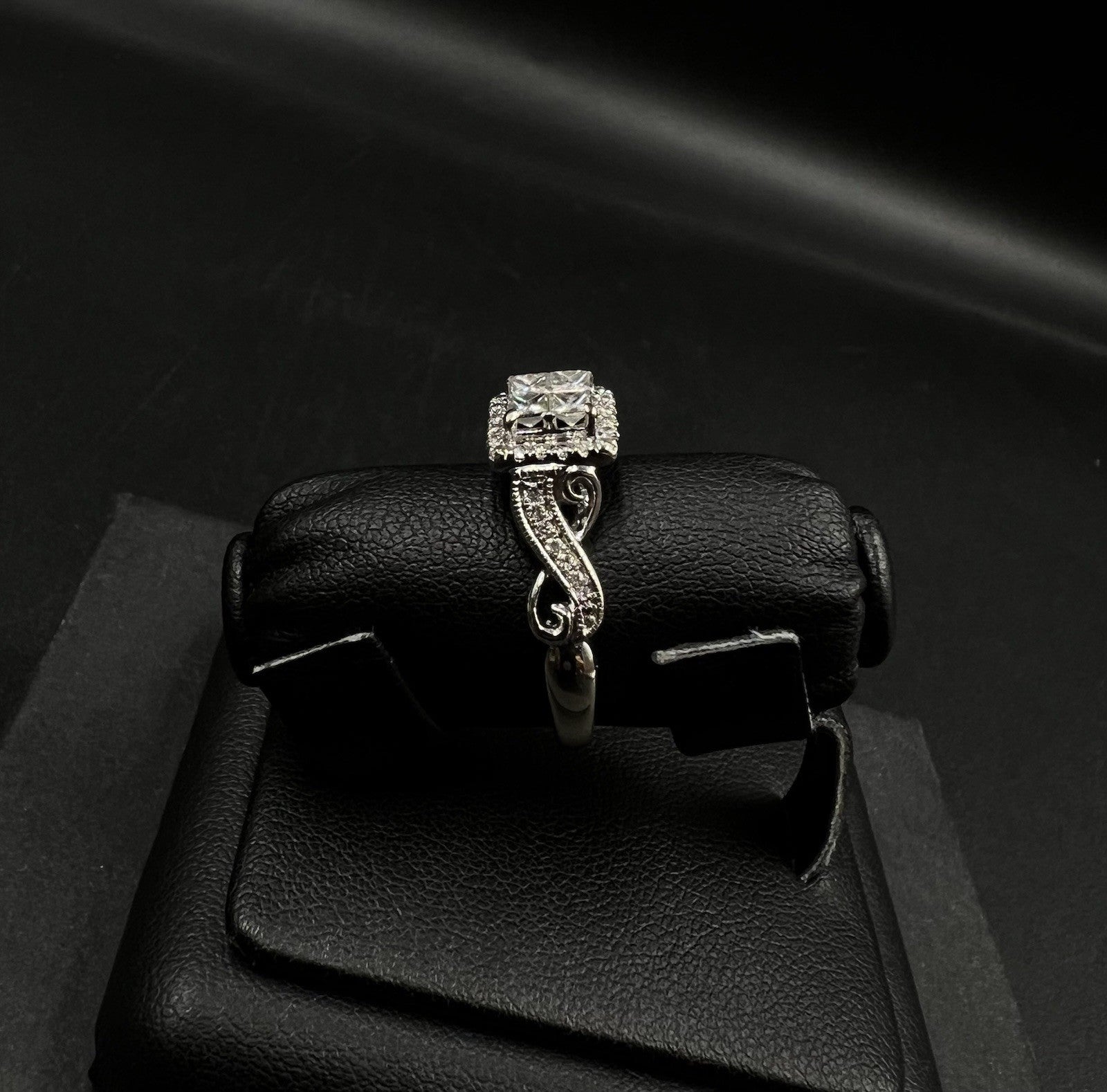 14K Solid White Gold Square Halo Natural Diamond Ring | Size 8 | ~1 ct | 5.76g |