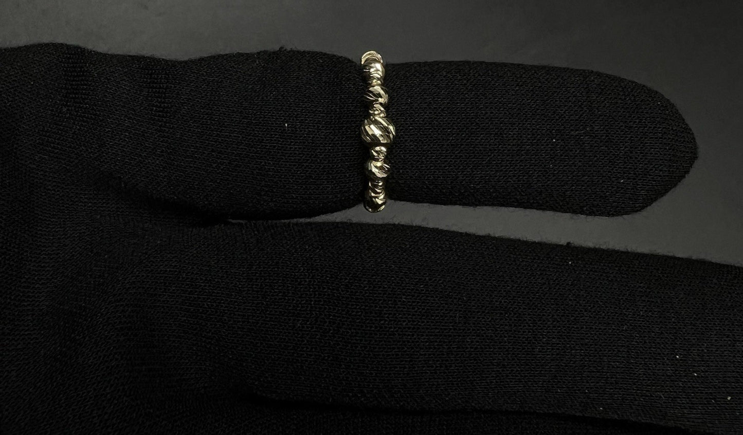 14K Solid Yellow Gold Diamond Cut Mooncut Bead Ring | Size 4.5 | 1.42g |