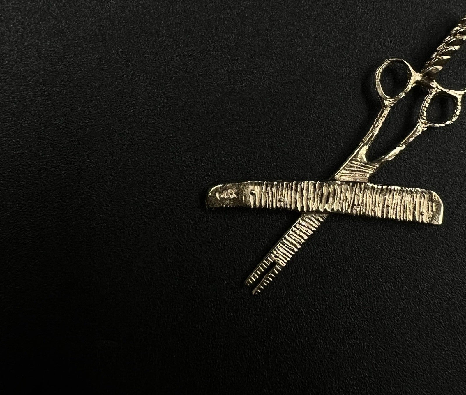 .94” x 1.68” 14K Solid Yellow Gold Barber Pendant  2.51g | 3.5 x 5mm Bail |