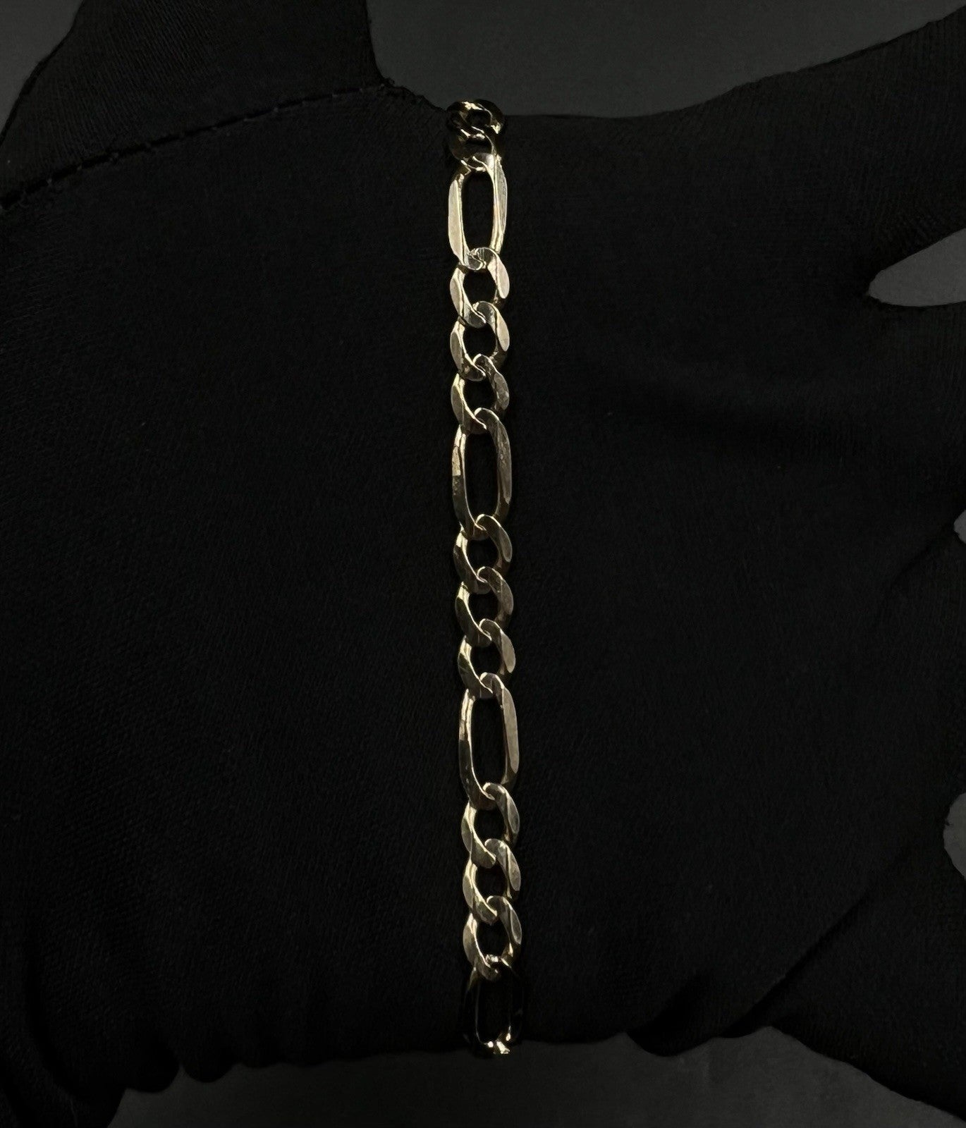8” 10K Semi-Solid Yellow Gold Diamond Cut Figaro Bracelet 6.91g | 6mm Lobster |