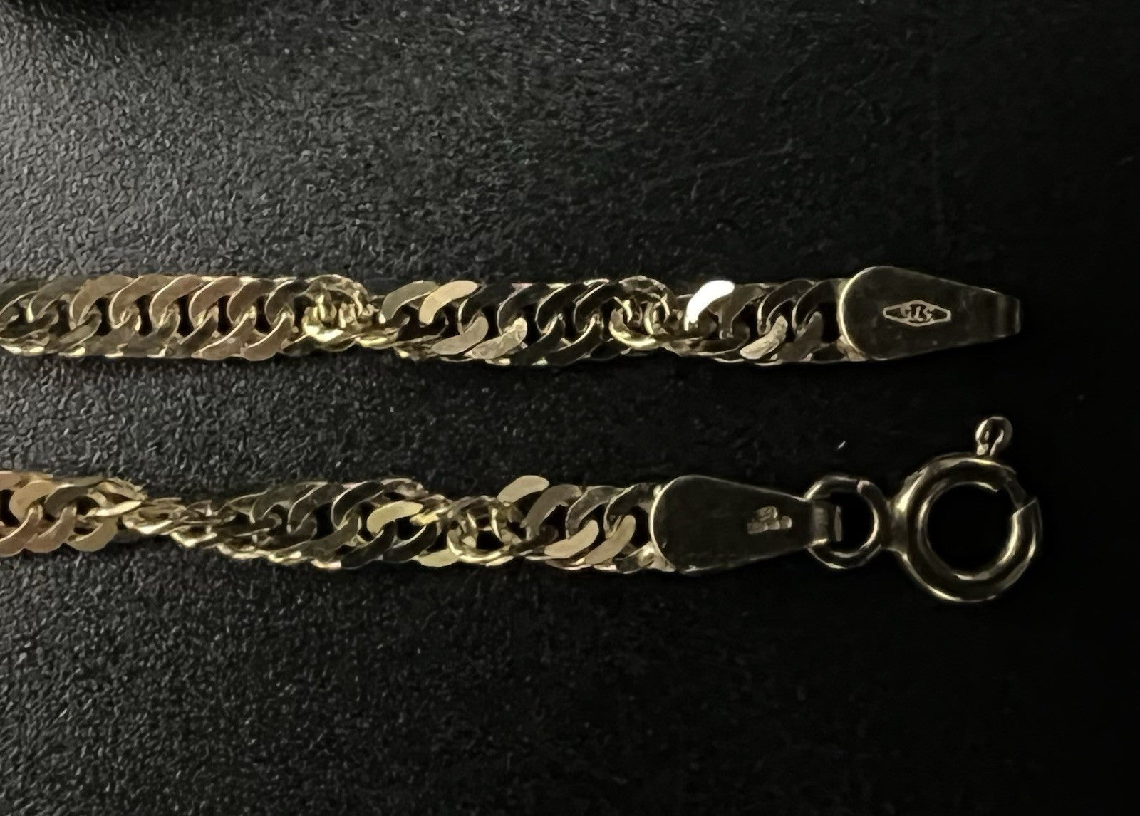18” 9K Hollow Yellow Gold Singapore Chain | 4.54g | 2.8mm | Lobster Clasp |