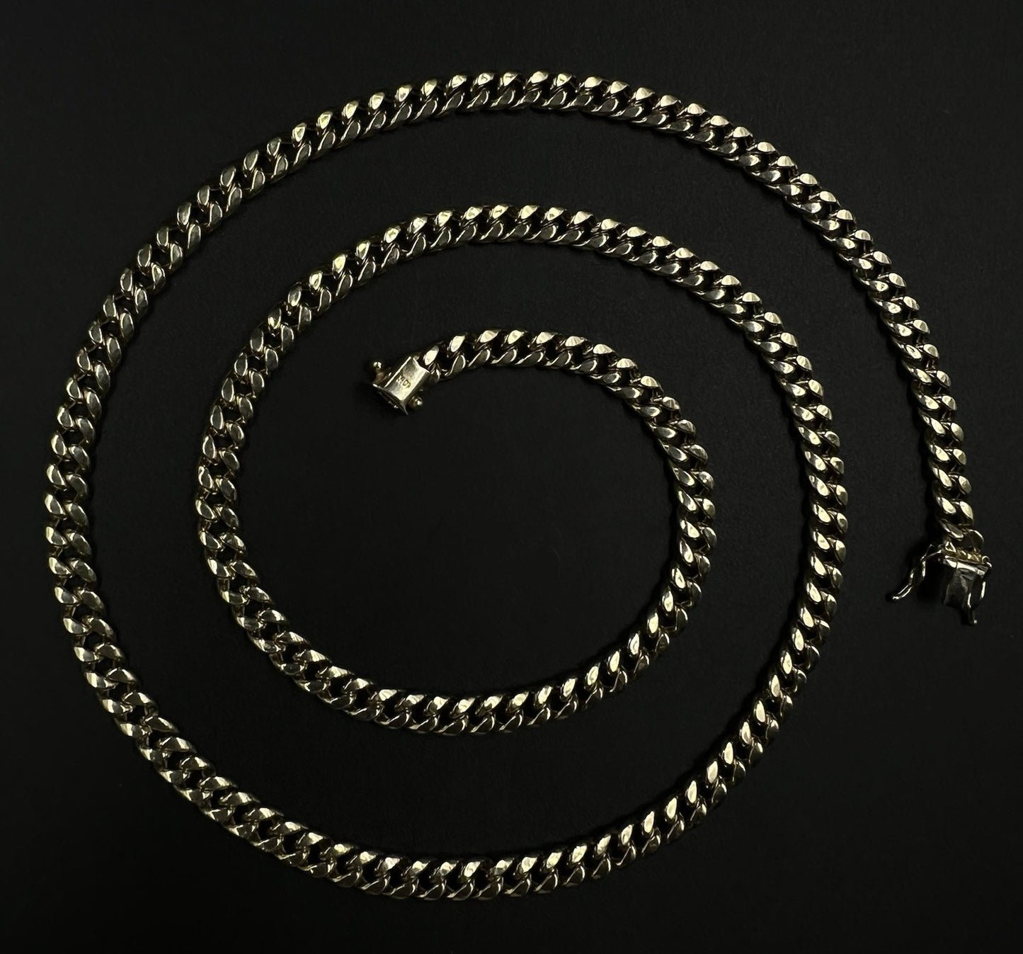 26” 10K Hollow Yellow Gold Diamond Cut Miami Cuban Chain | 22.10g | 6MM | Box |