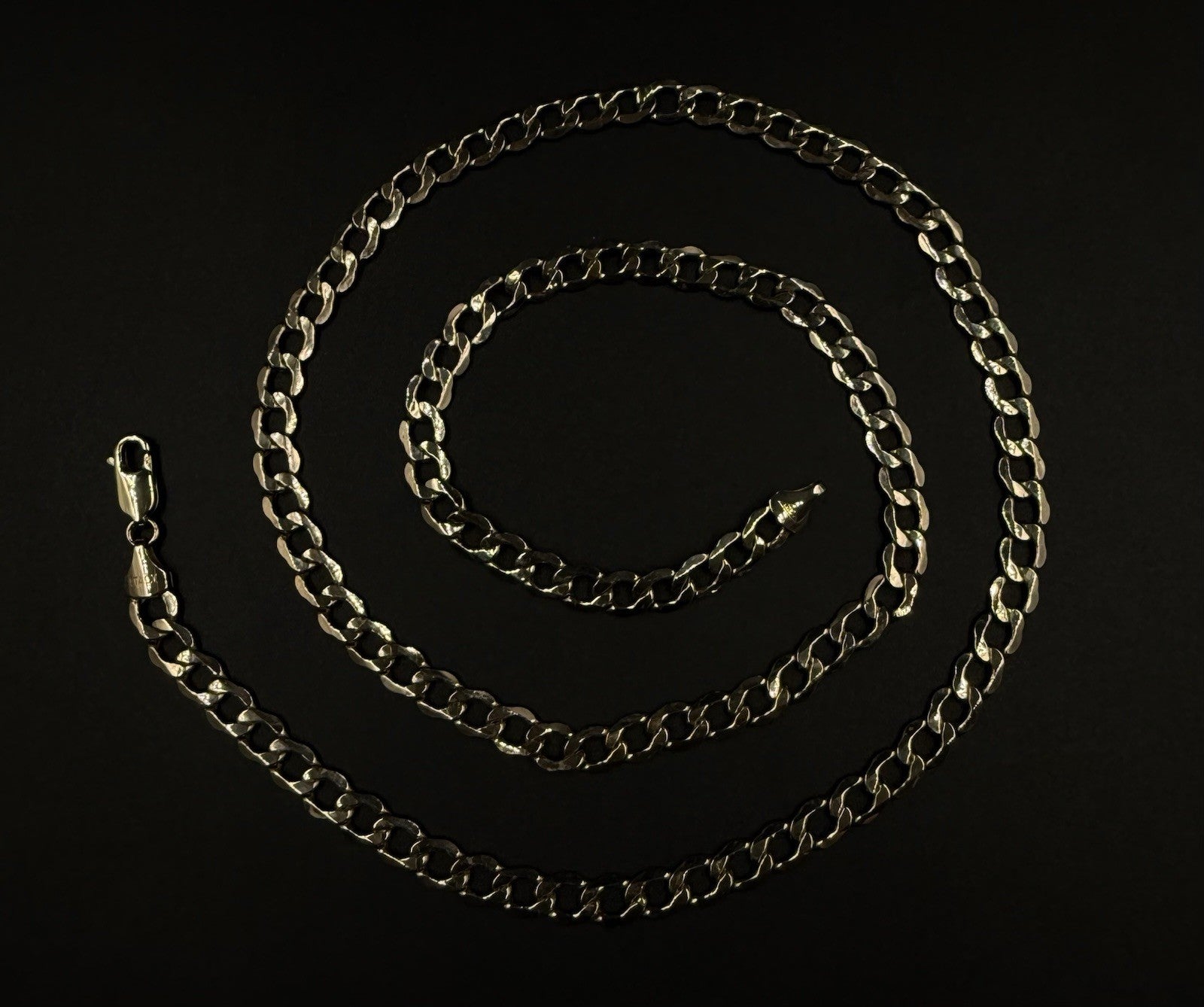 26” 10k Hollow Yellow Gold Diamond Cut Cuban Chain || 12.31g || 6.7mm ||