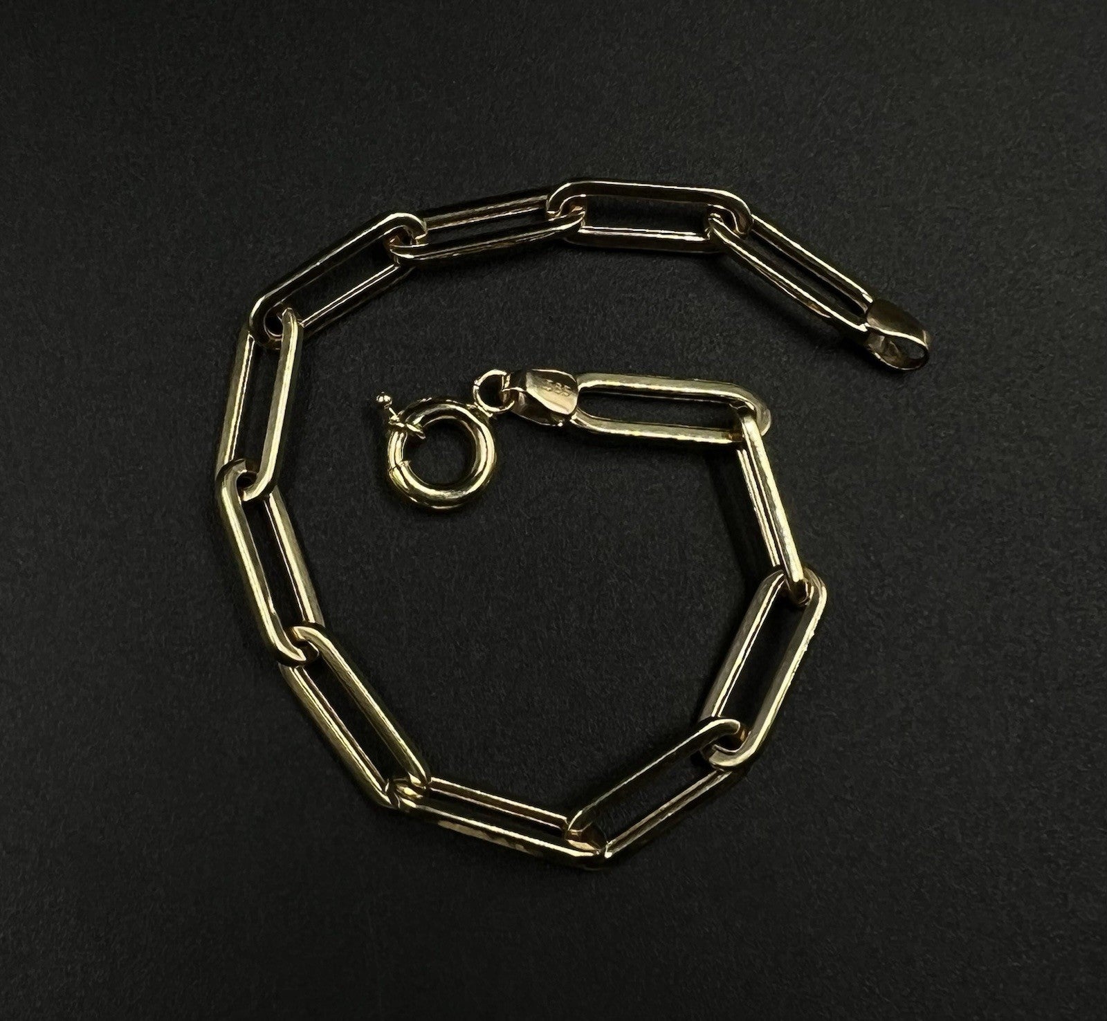 7.75” 14K Hollow Yellow Gold Paper Clip Bracelet | 5.42g | 5.8mm | Lobster Clasp