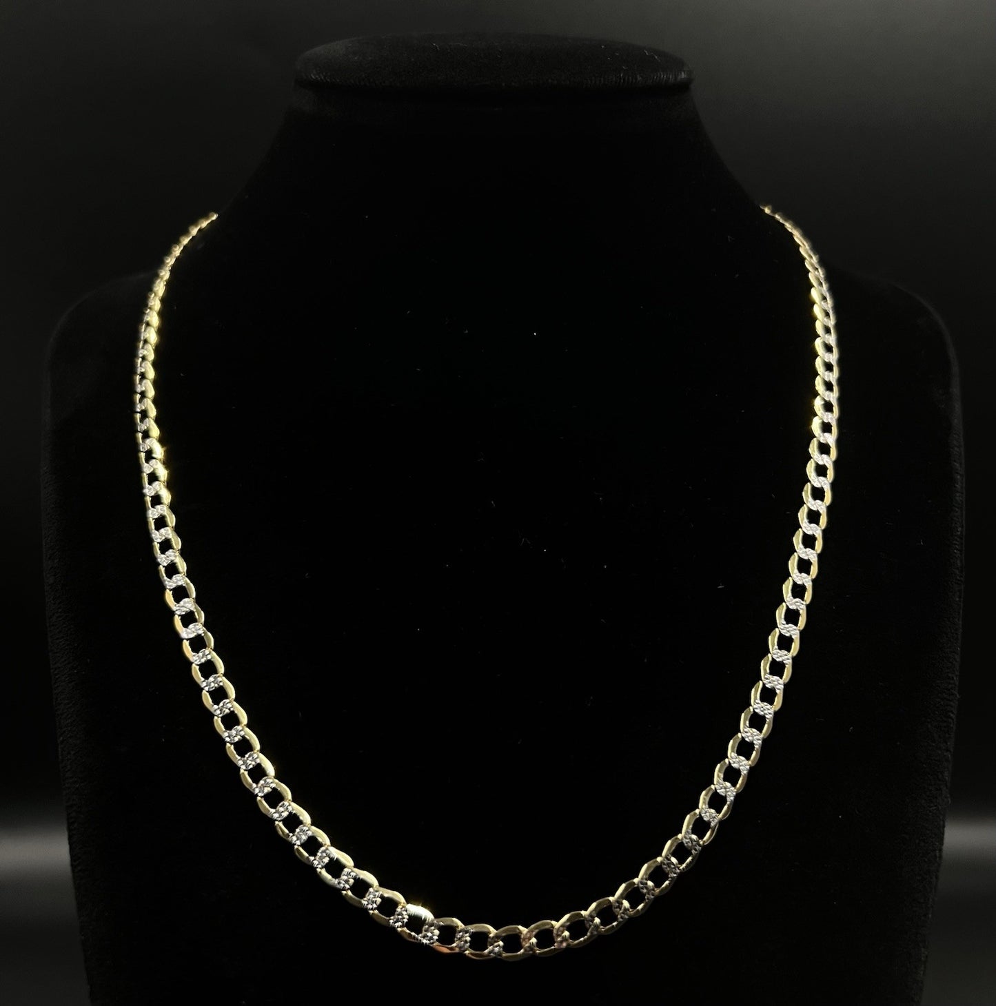 18” 10K Hollow Yellow Gold Diamond Cut Cuban Chain | 5.53g | 4.5MM Lobster Clasp
