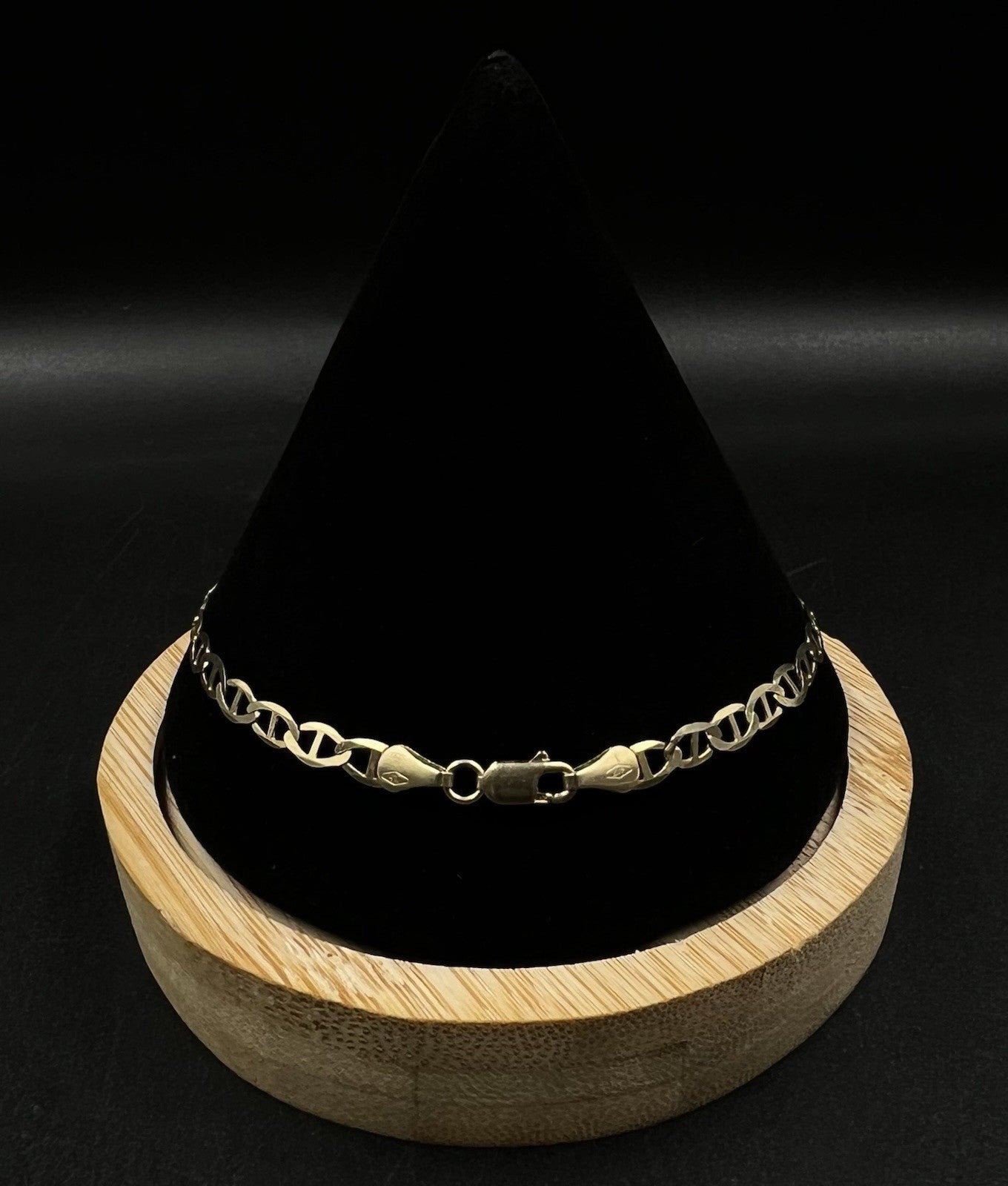 9” 10K Semi-Solid Yellow Gold Diamond Cut Anchor/Mariner Bracelet 3.66g | 4.2mm