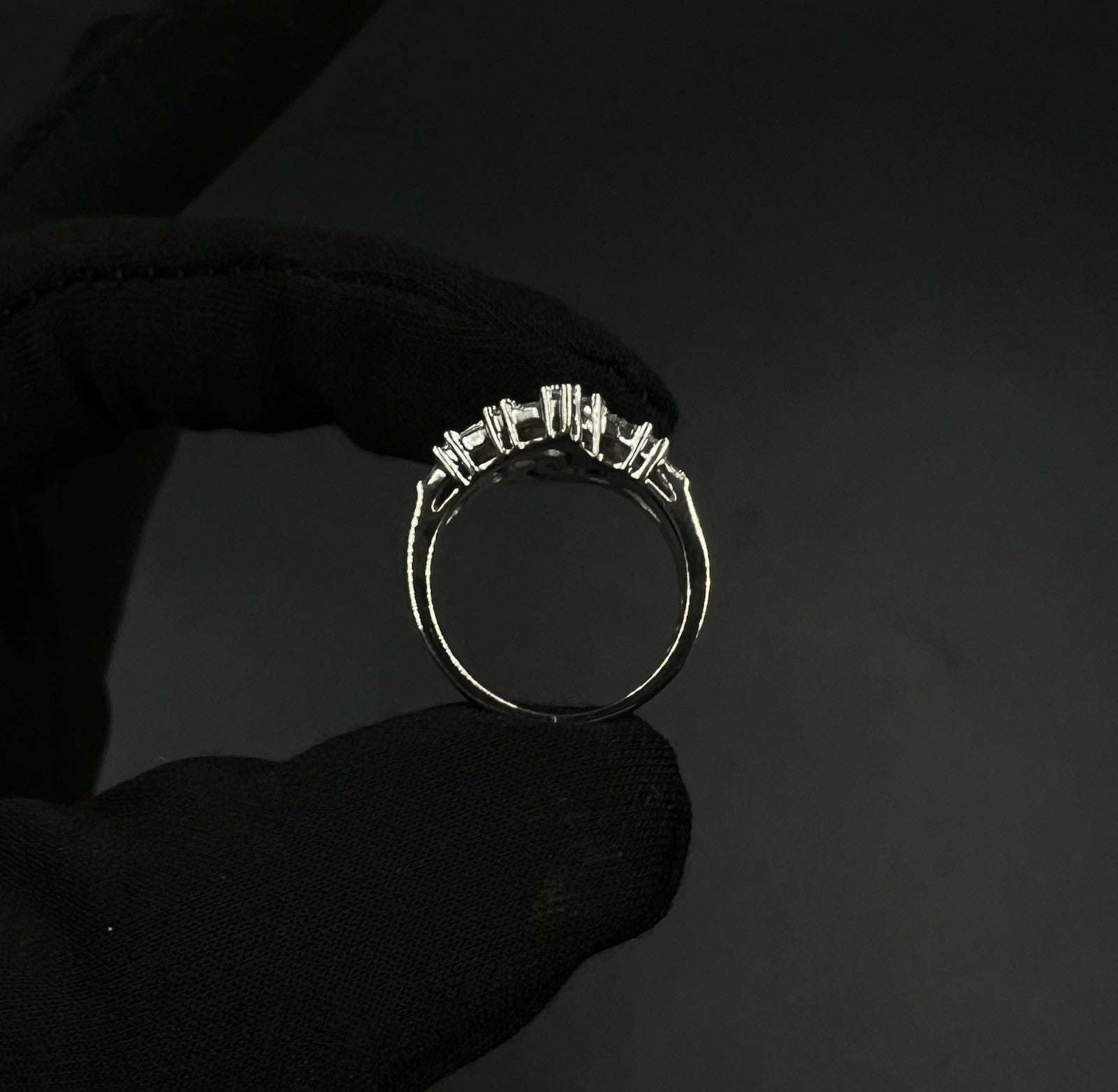 14K Solid White Gold Natural Diamond Baguette Round Cluster Ring Size 7.25 5.87g