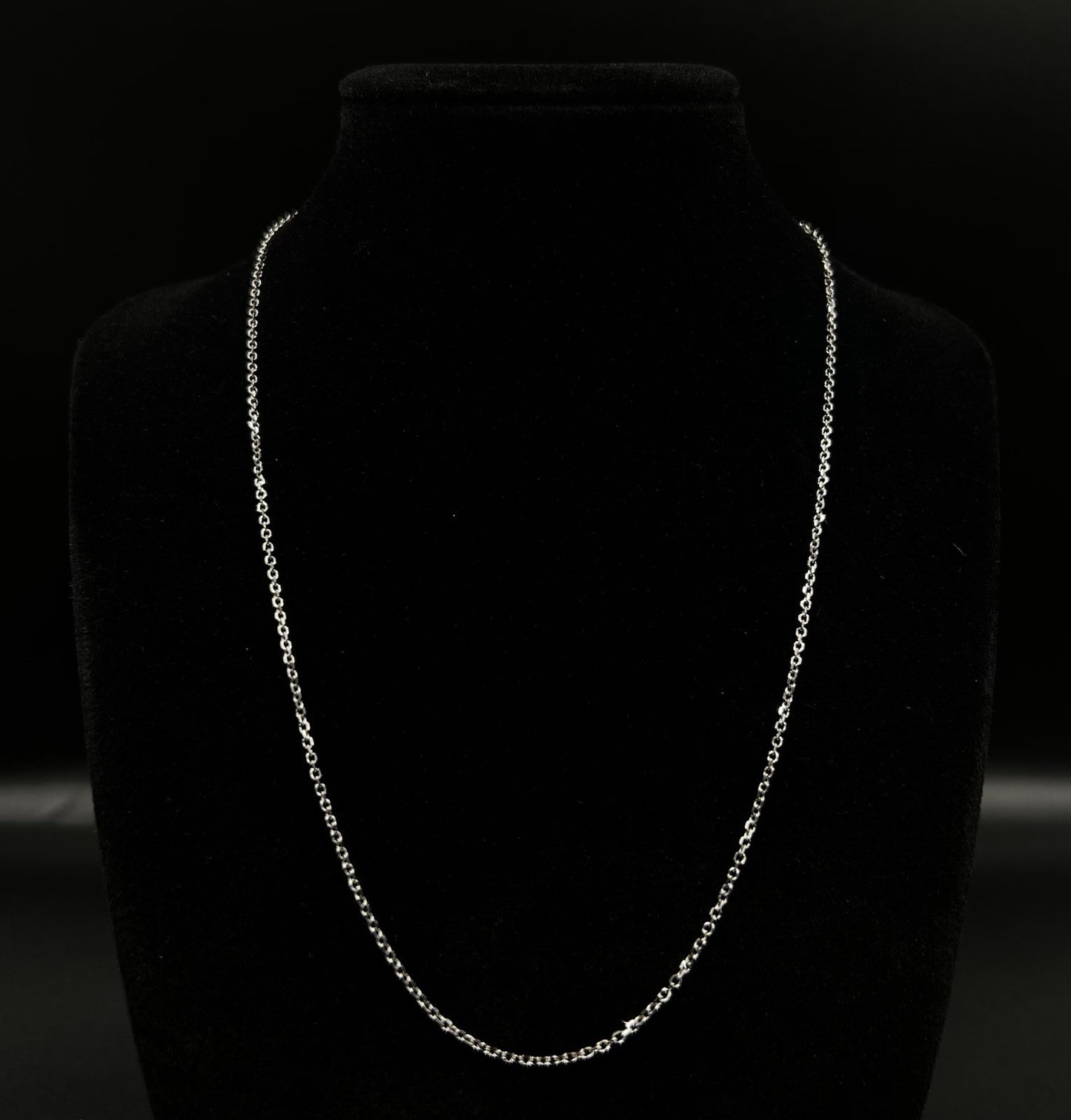 16-18” Adjustable 14K Semi-Solid White Gold Cable Chain | 2.66g | 1.4MM Lobster