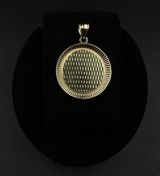 1.1” 10K Semi-Solid Yellow Gold Diamond Cut Rolex Bezel Picture Pendant | 4.23g