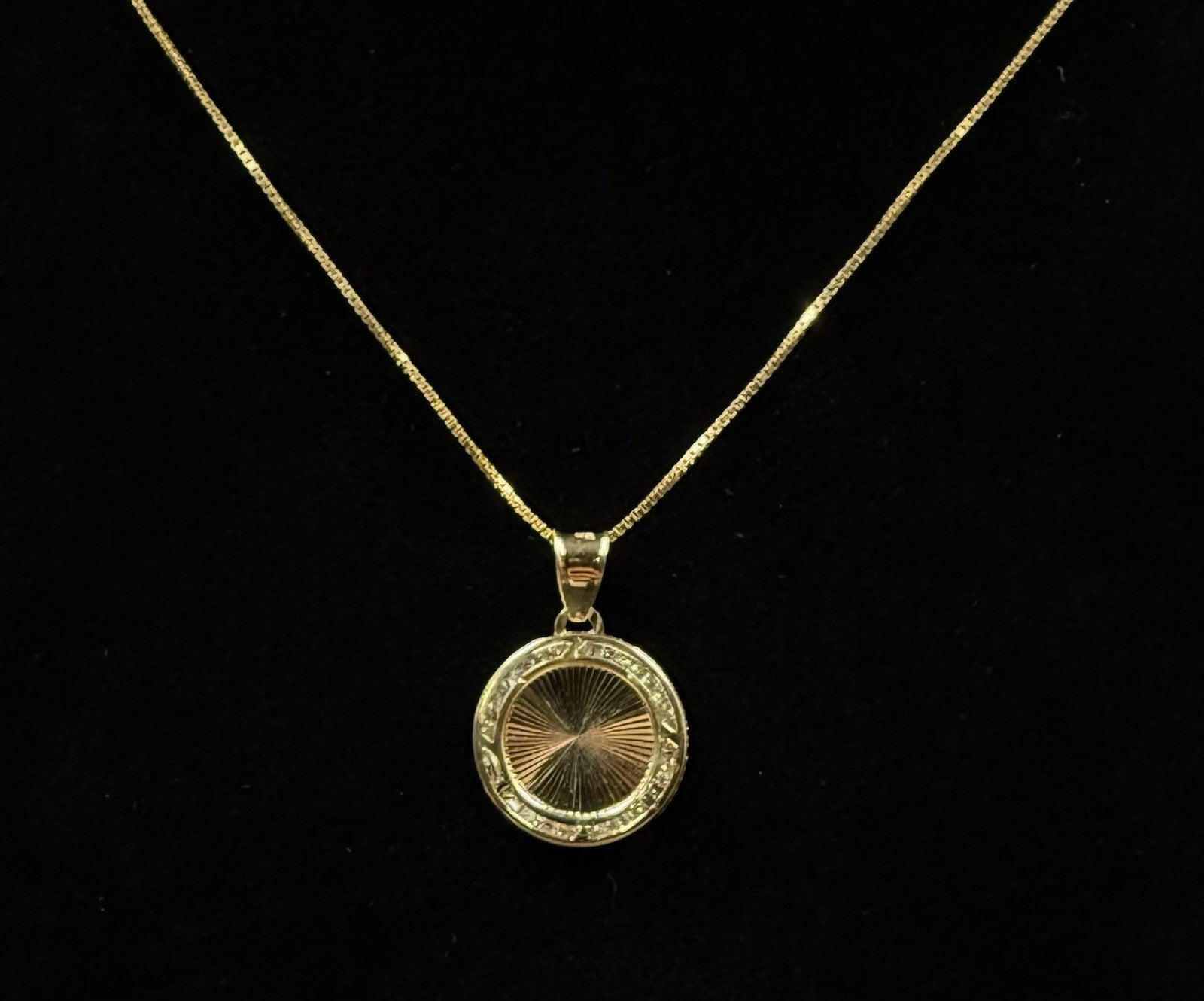 .62” 10K Hollow Yellow Gold Diamond Cut CZ Medallion | 1g | 3.5mm Bail |
