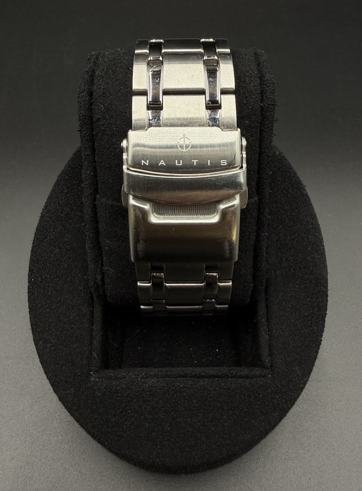 Nautis Stealth Professional Diver 45MM Men’s Day/Date Swiss MVMT Watch GL2087-D